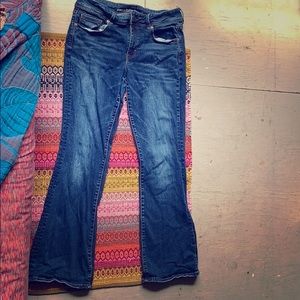 American Eagle, kick boot jeans